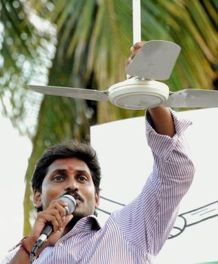 Narendra Modi, stern headmaster Jagan-Fan-Symbol