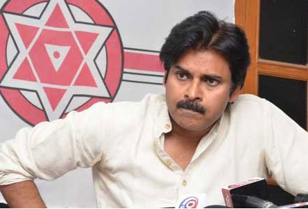 Cong, BJP using AP people as pawns in political game: Pawan